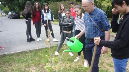 El profesor que lleva veinte años dando impulso a Voz Natura