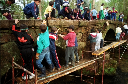 Los colegios salen al rescate del patrimonio etnográfico gallego