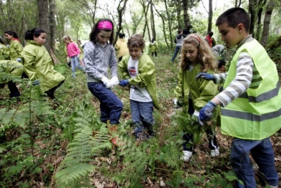 Miles de estudantes celebran o Día da Educación Ambiental con Voz Natura